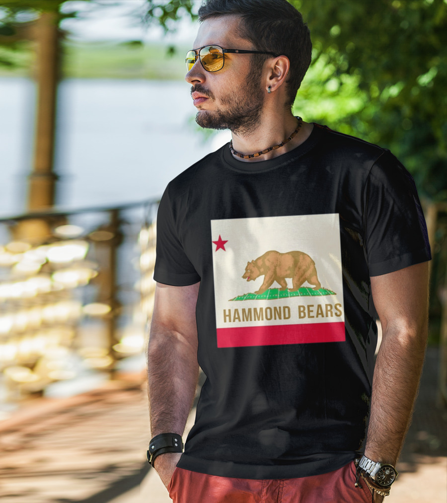 Hammond Bears California Flag Red Star Bear Image T-Shirt