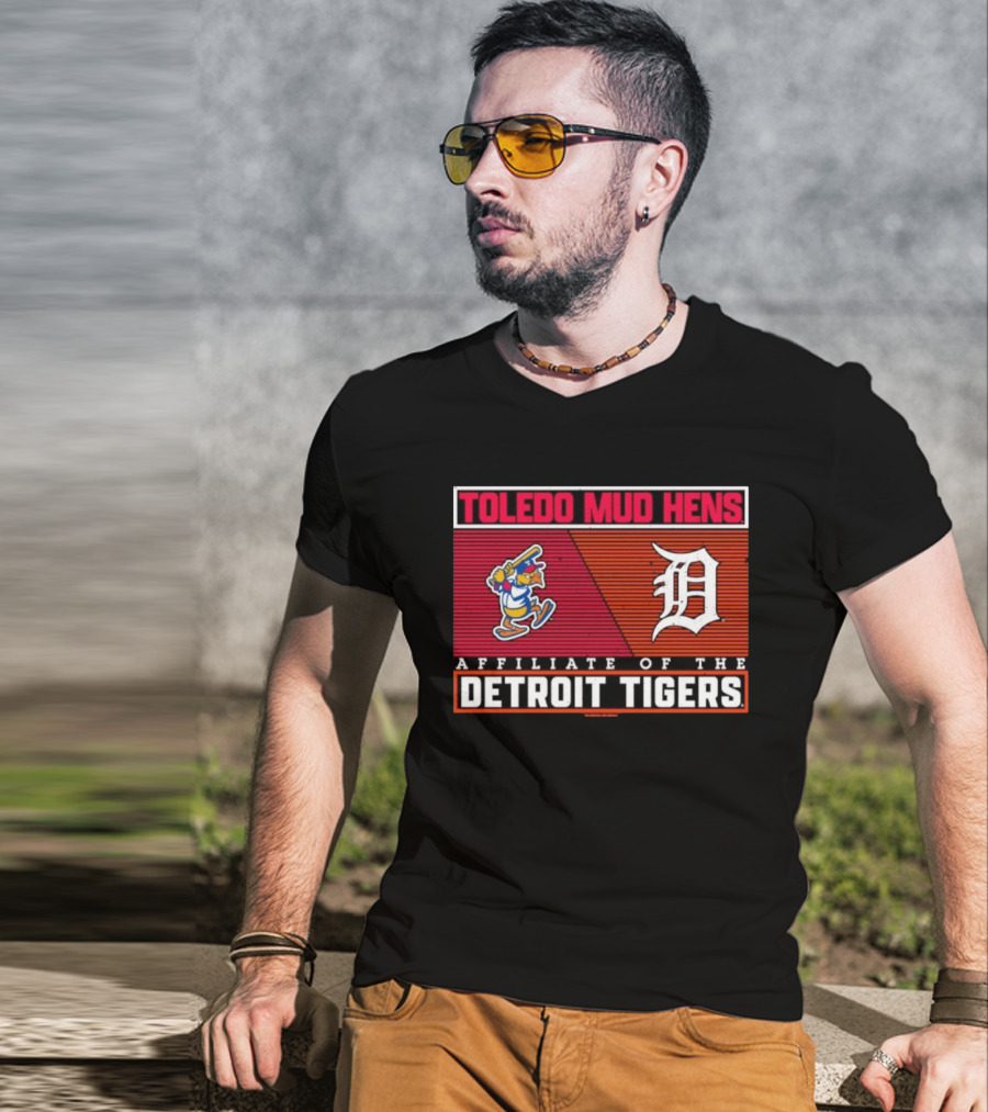 Toledo Mud Hens Detroit Tigers Affiliate Baseball Team Logo Retro Cartoon Bird T-Shirt
