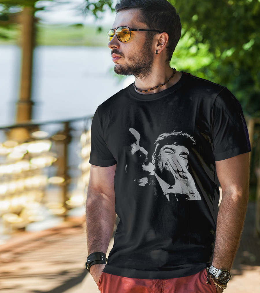 Trending Fuentes Wanghaf Grayscale Expression T-Shirt