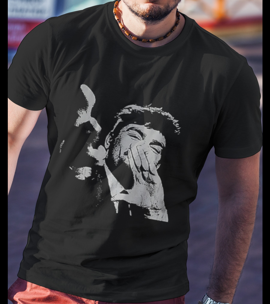 Trending Fuentes Wanghaf Grayscale Expression T-Shirt