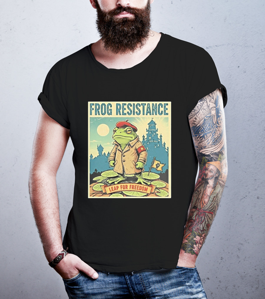 Classic Frog Resistance Leap For Freedom Castle Beret Moonlight Lily Pads T-Shirt