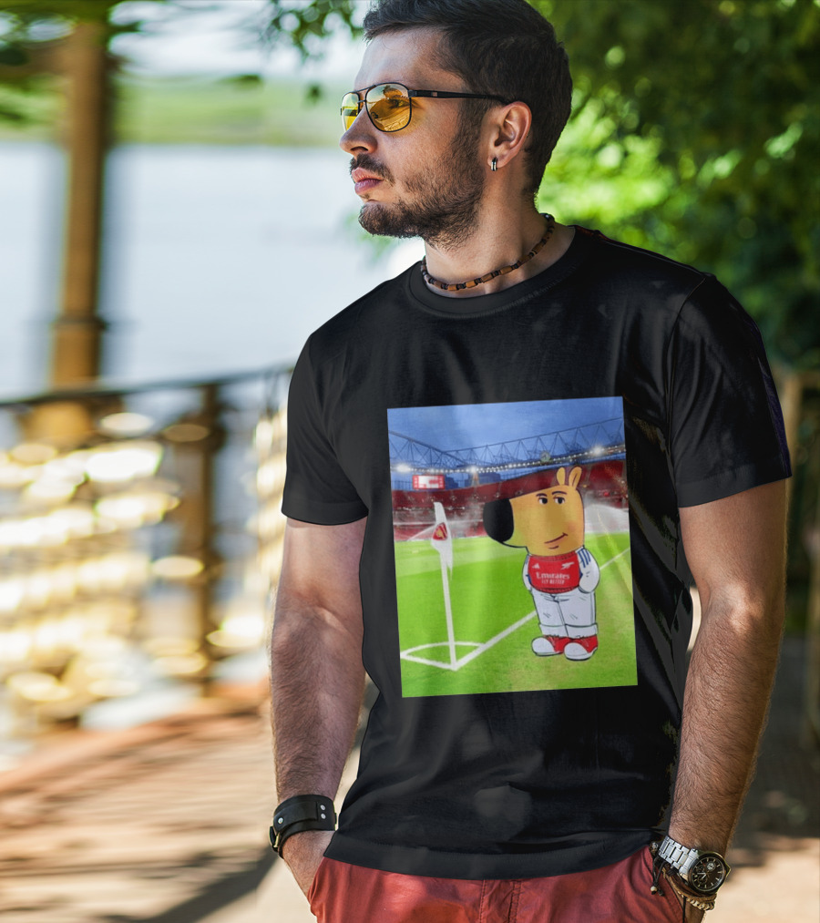 Chill Cartoon Dog In Arsenal Kit At Stadium Awaiting UCL Victory T-Shirt