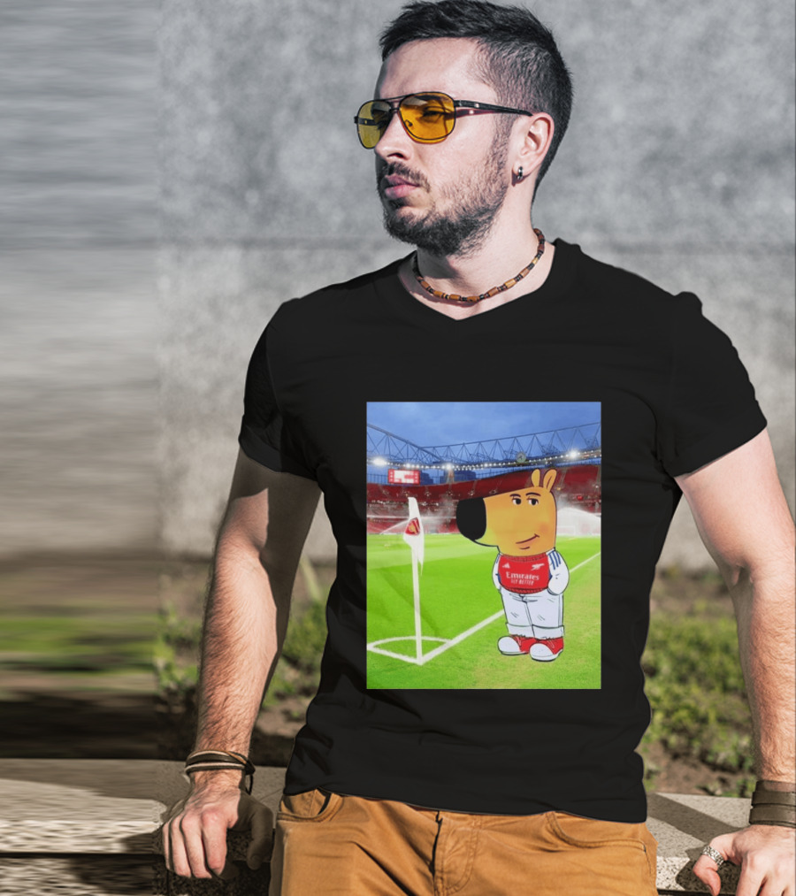 Chill Cartoon Dog In Arsenal Kit At Stadium Awaiting UCL Victory T-Shirt