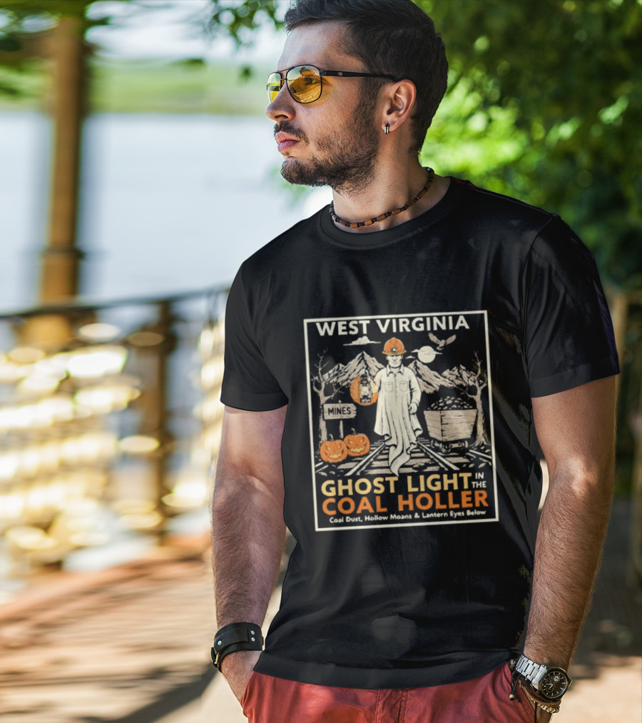 West Virginia Ghost Light In The Coal Holler Halloween Lantern Pumpkins Mountains T-Shirt