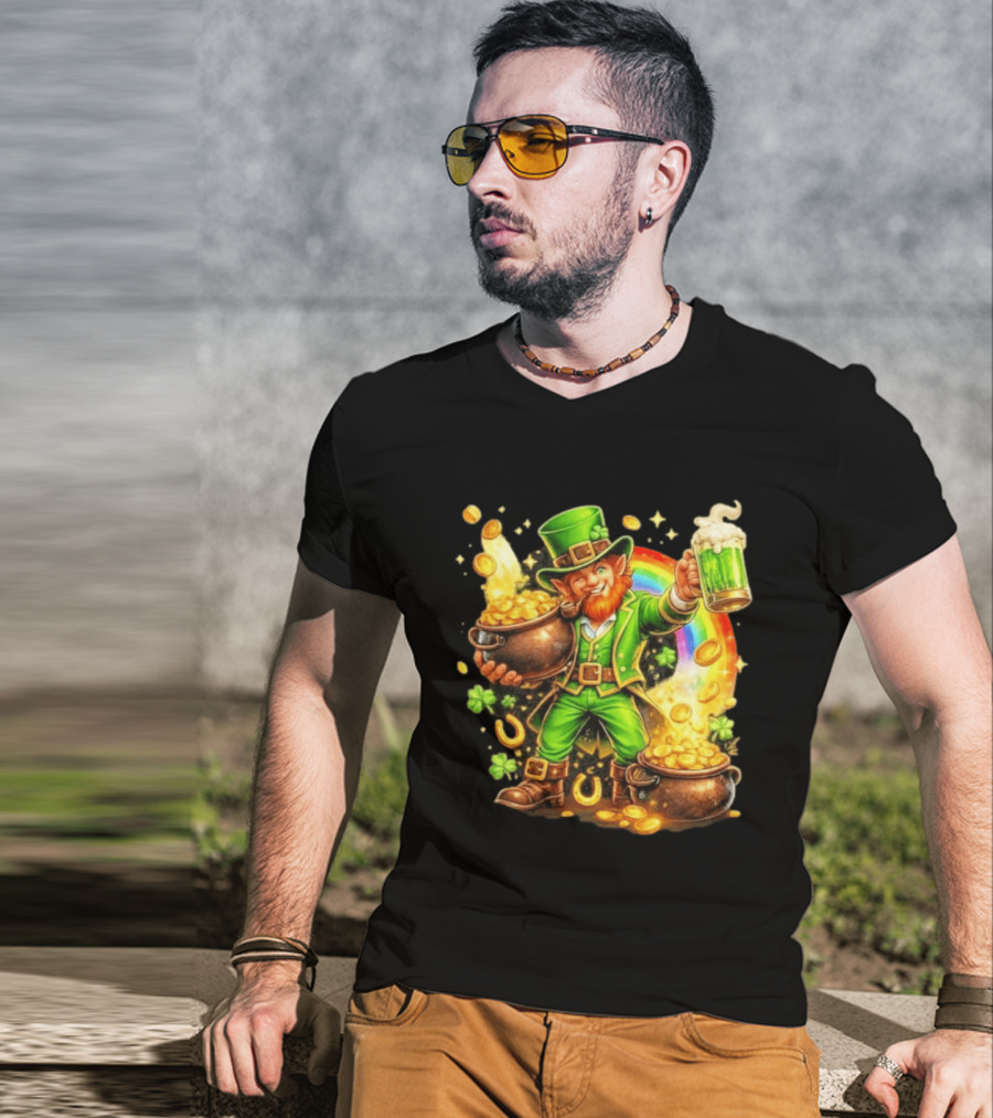 St Patricks Day Irish Leprechaun Cheers With Pot Of Gold And Rainbow Luck T-Shirt