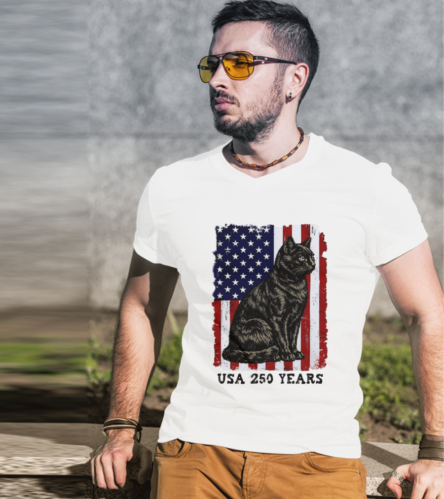 USA 250 Years Liberty Cat American Flag T-Shirt