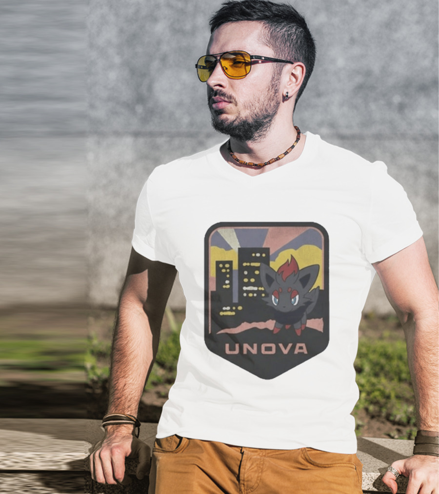 Unova Pokémon Zorua City Nightscape T-Shirt