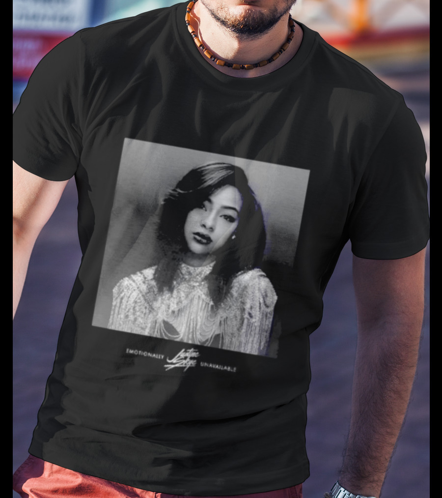 I'm Yours Justine Skye Portrait Glamour T-Shirt