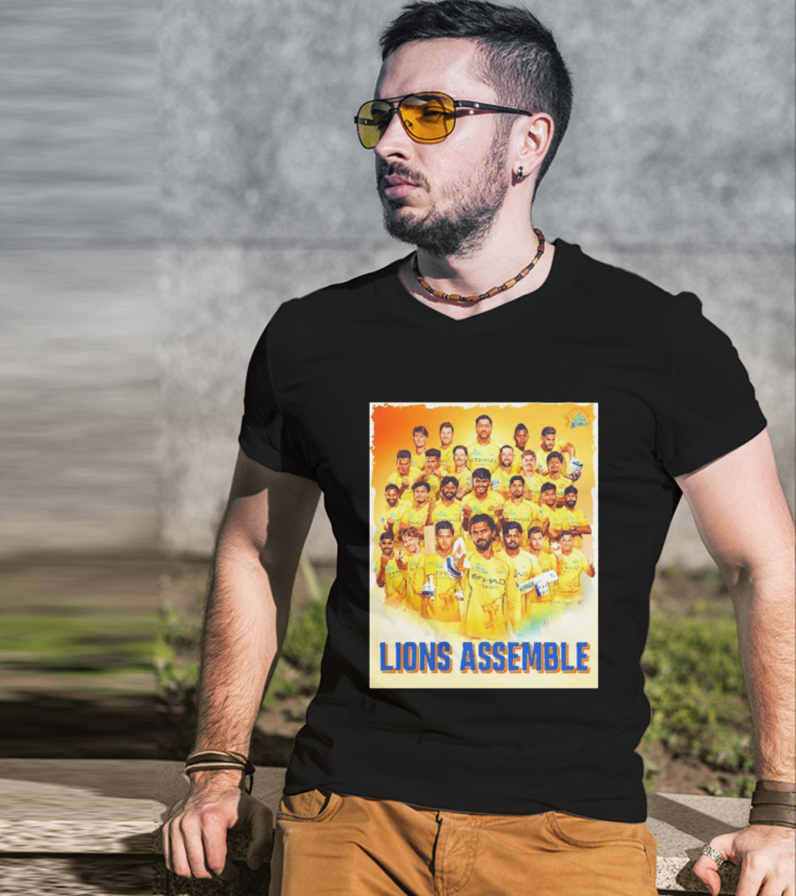 Raring To Roar Lions Assemble Chennai Super Kings Team Celebration T-Shirt