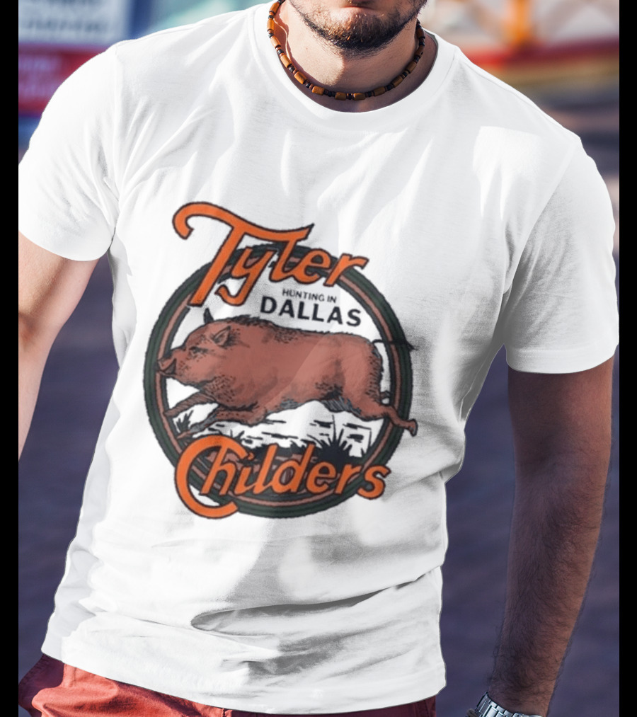 Tyler Childers Dallas Dos Equis Pavilion Pig T-Shirt