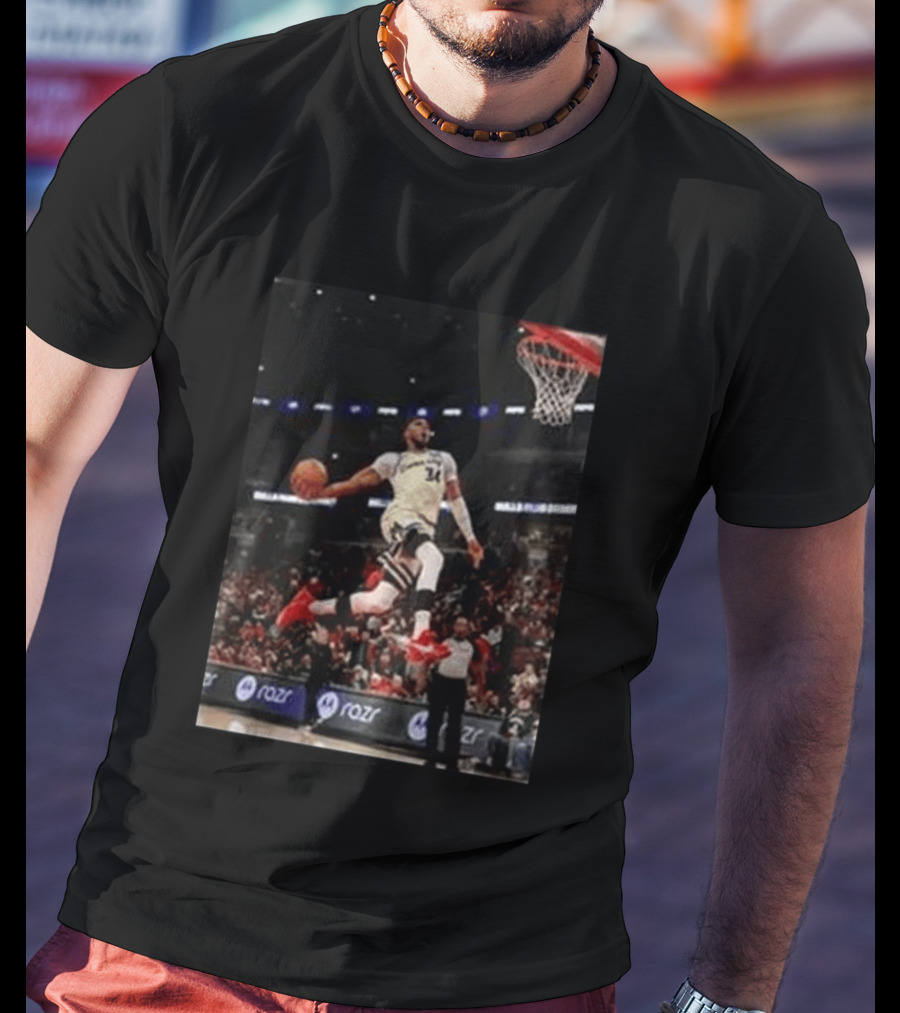 Giannis Antetokounmpo Slam Dunk Milwaukee Bucks NBA Basketball T-Shirt