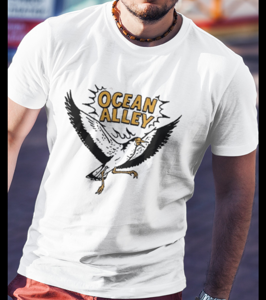 Ocean Alley Lapwing Bird T-Shirt