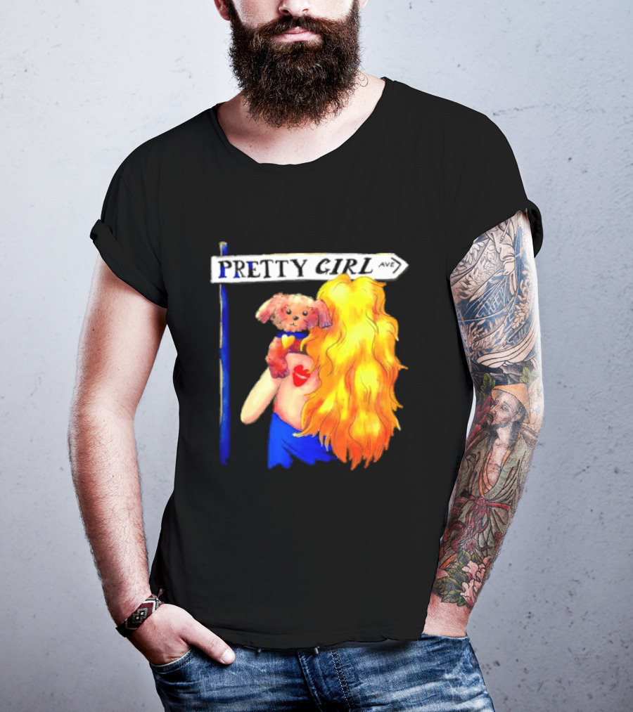 Pretty Girl Avenue Blonde Woman With Teddy Bear And Heart Tattoo T-Shirt