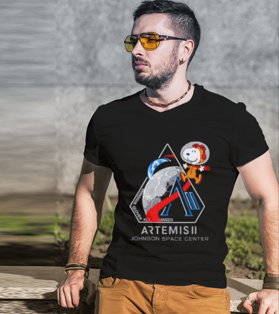 Artemis II Snoopy Johnson Space Center NASA Moon Mission T-Shirt
