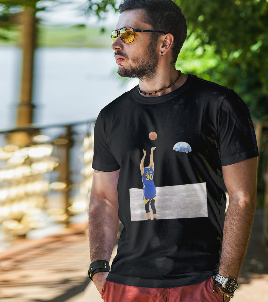 Stephen Curry 30 Shooting Basketball From Moon Earth View T-Shirt