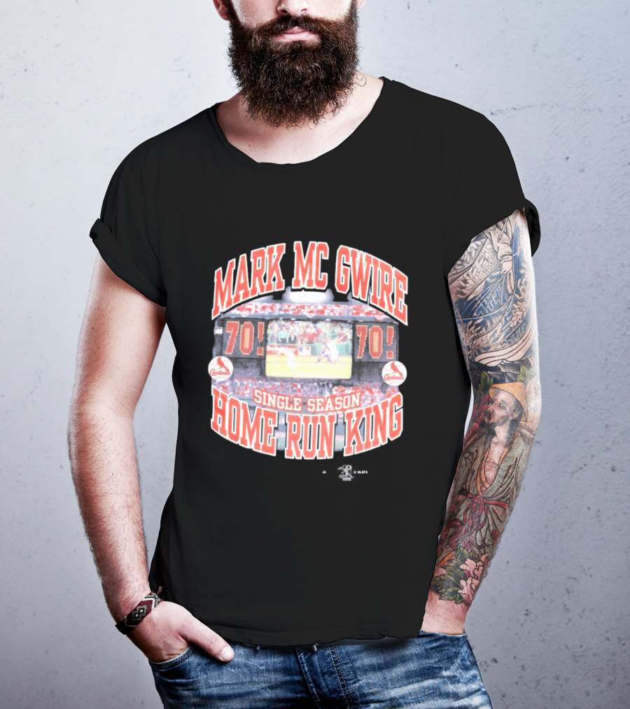 70 Mark McGwire Single Season Home Run King St. Louis Cardinals T-Shirt