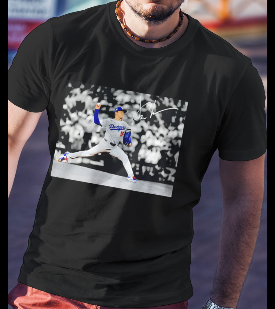 Yoshinobu Yamamoto Dodgers Pitching Action Los Angeles 2026 T-Shirt