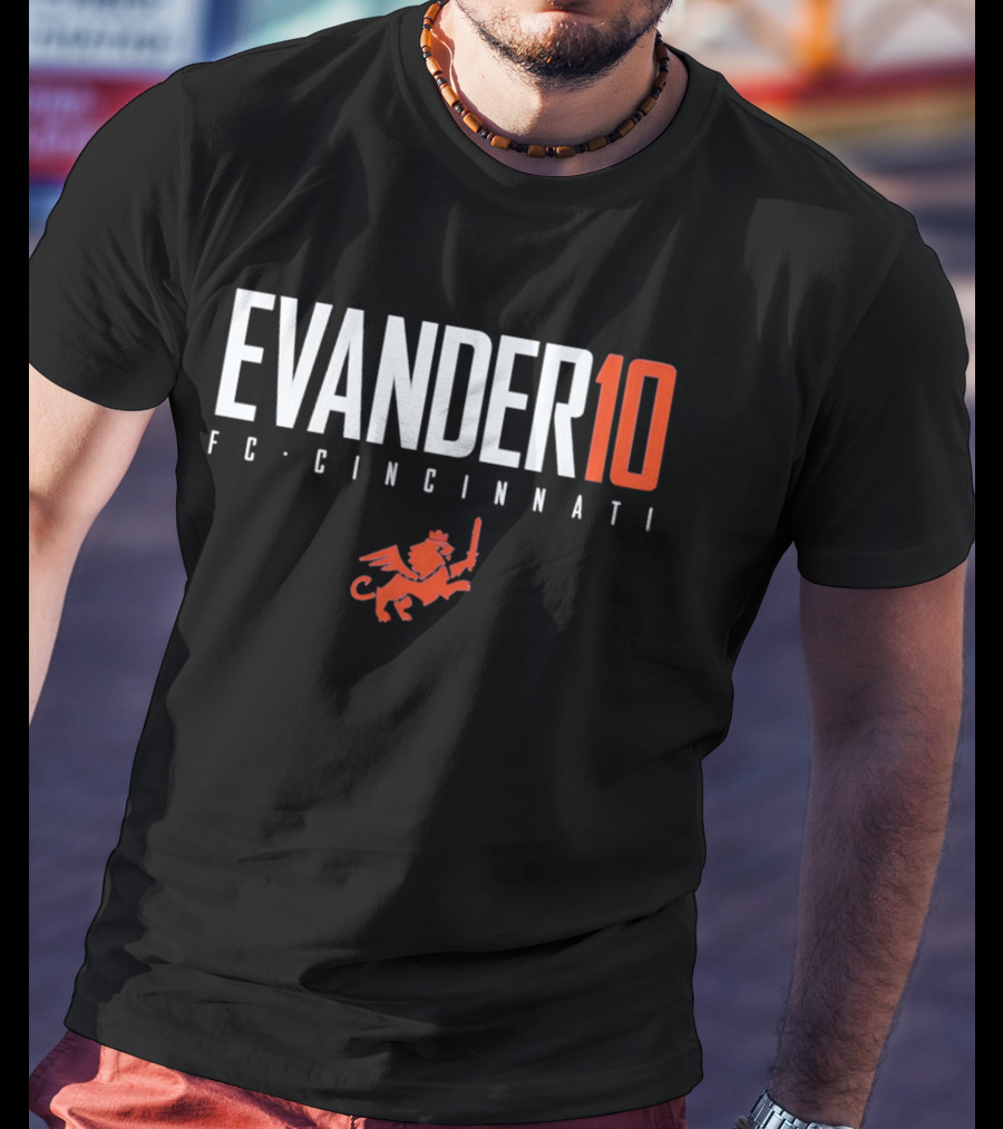 Evander 10 FC Cincinnati Lion Winged Sword T-Shirt