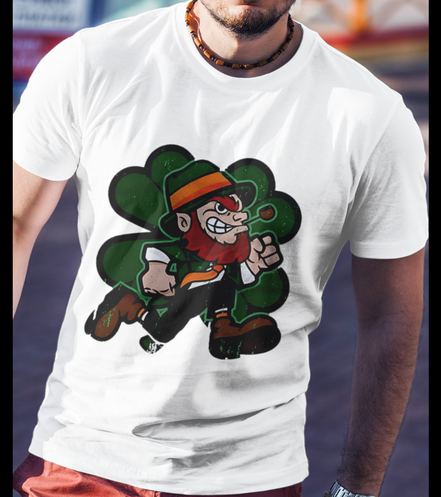 Leprechaun St. Patrick's Day Four Leaf Clover Smoking Pipe Vintage Irish T-Shirt