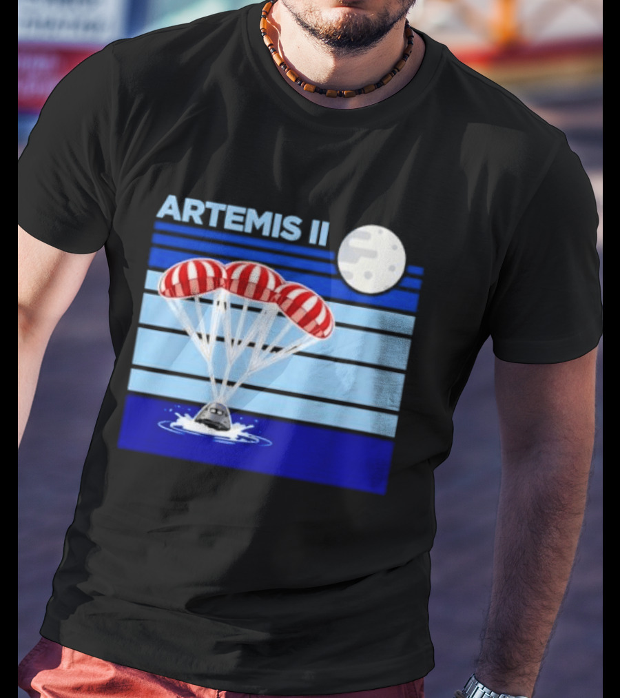 Artemis II Splashdown Red Parachutes Lunar Moon Landing T-Shirt