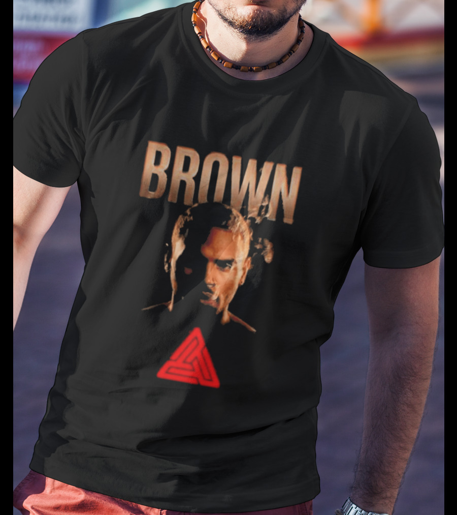 Chris Brown 2026 R&B Tour Promo With Geometric T-Shirt