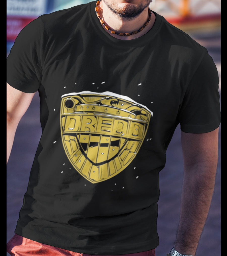 Judge Dredd Badge Winter Holiday Snowflakes T-Shirt