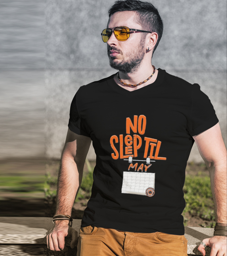 No Sleep Til May Armchair Illinois Fighting Illini Calendar T-Shirt