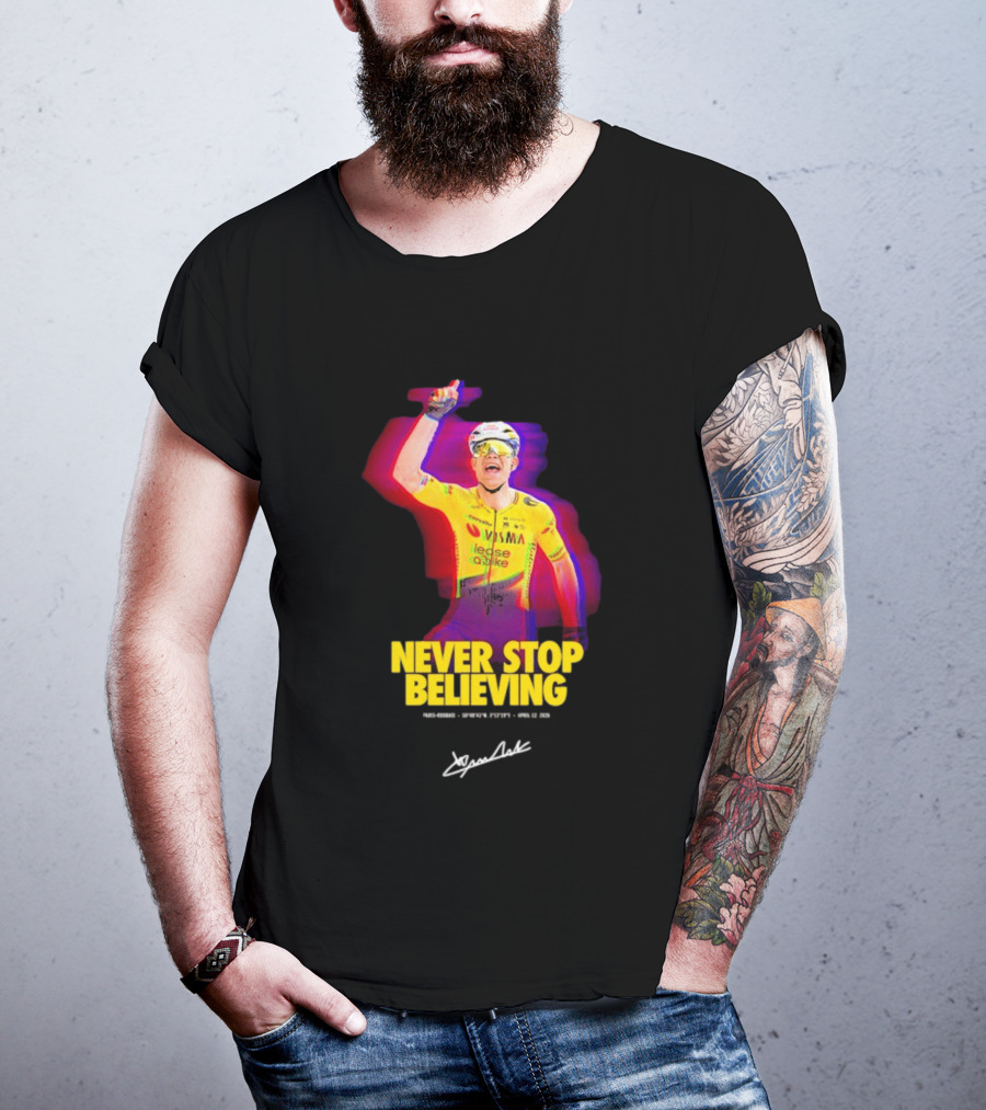 Never Stop Believing Jumbo Visma Leese Quake Signature T-Shirt