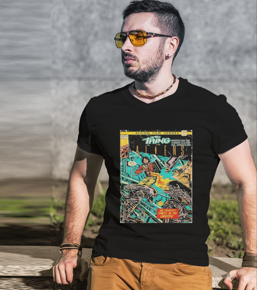 The Thing Vs Aliens MacReady Action Film Heroes Comic The Deadliest Forces In The Universe T-Shirt