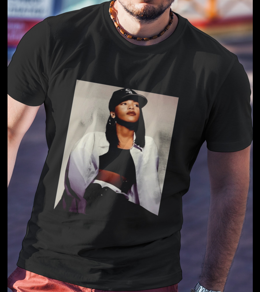 Sacai Aaliyah Black Cap White Sox T-Shirt