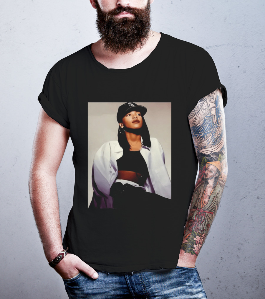Sacai Aaliyah Black Cap White Sox T-Shirt