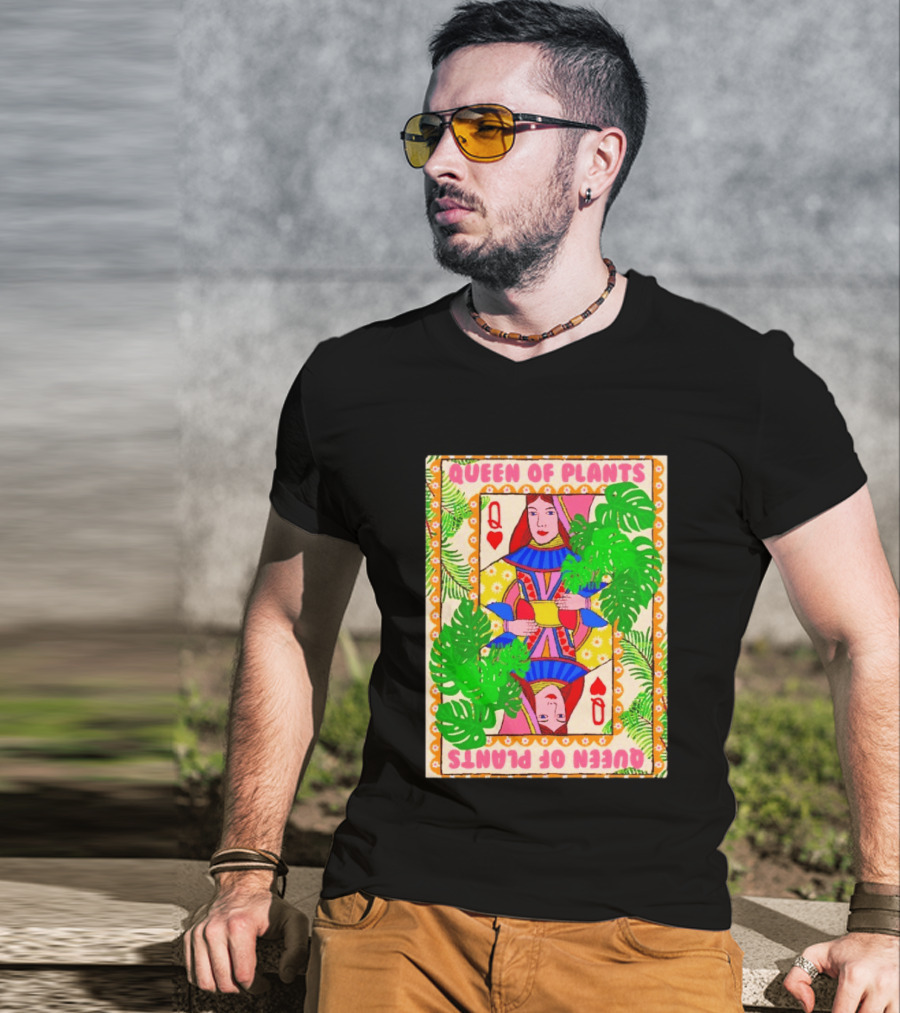 Queen Of Plants Playing Card Monstera Leaves Q Heart T-Shirt
