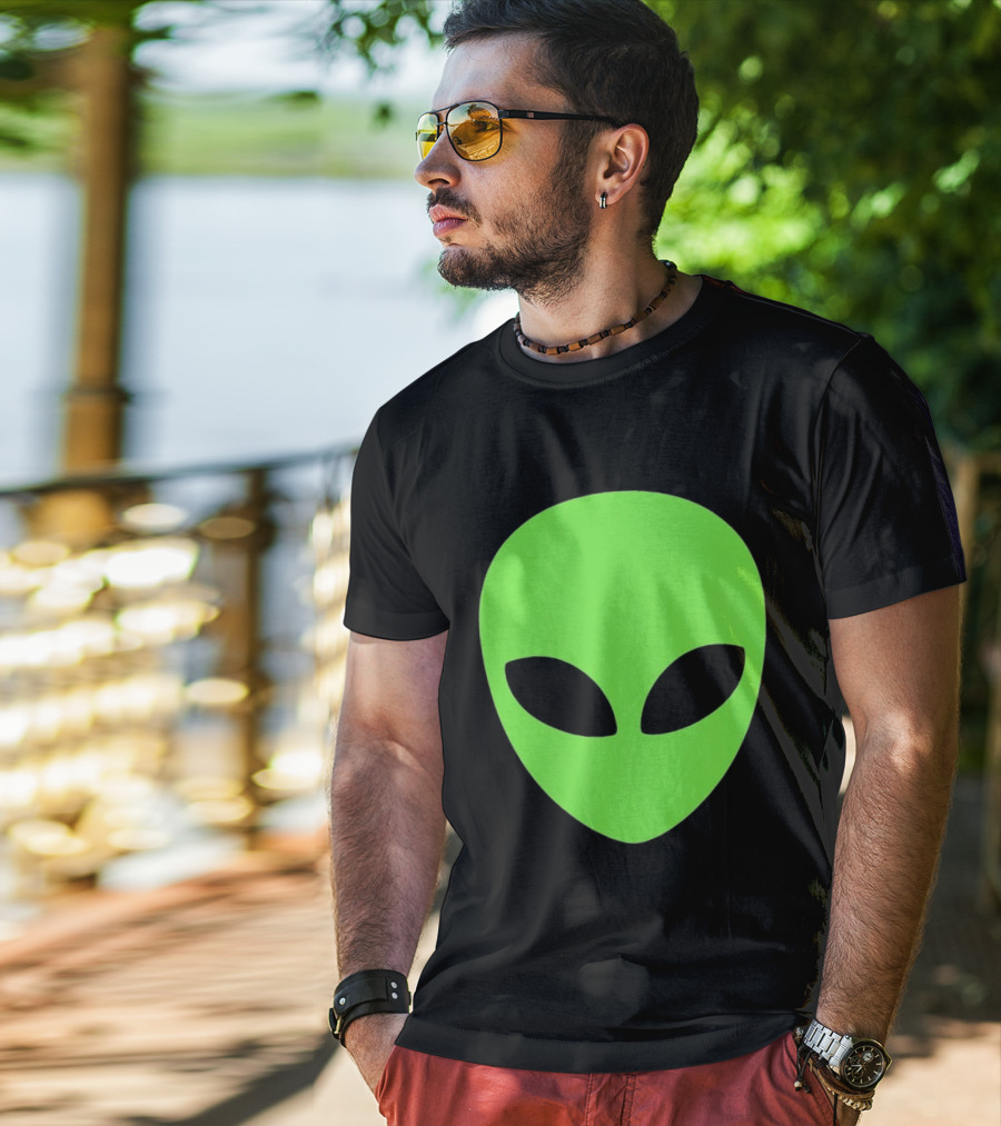 Balenciaga 2020 Alien Green Face Black Eyes T-Shirt