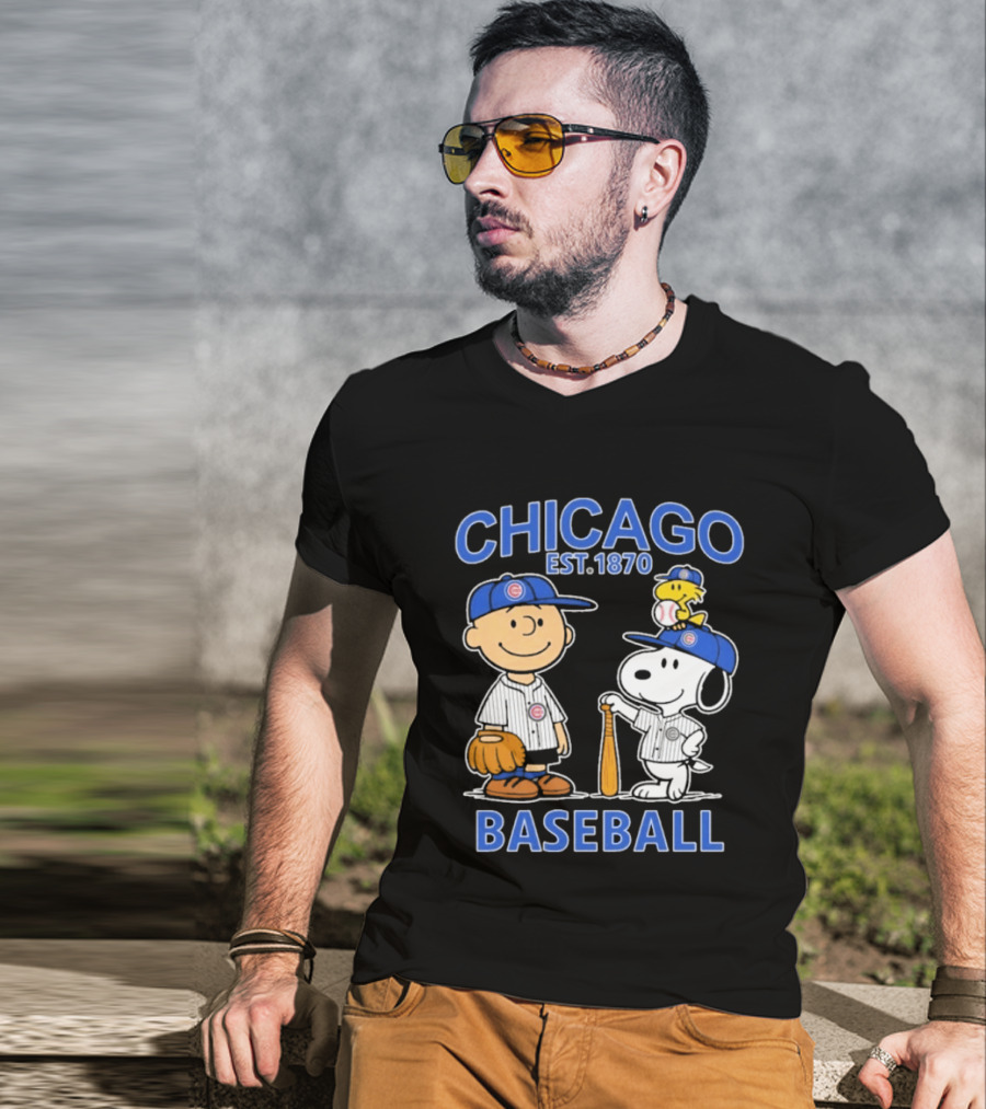 Chicago Est 1870 Snoopy Woodstock Baseball Charlie Brown Cubs T-Shirt