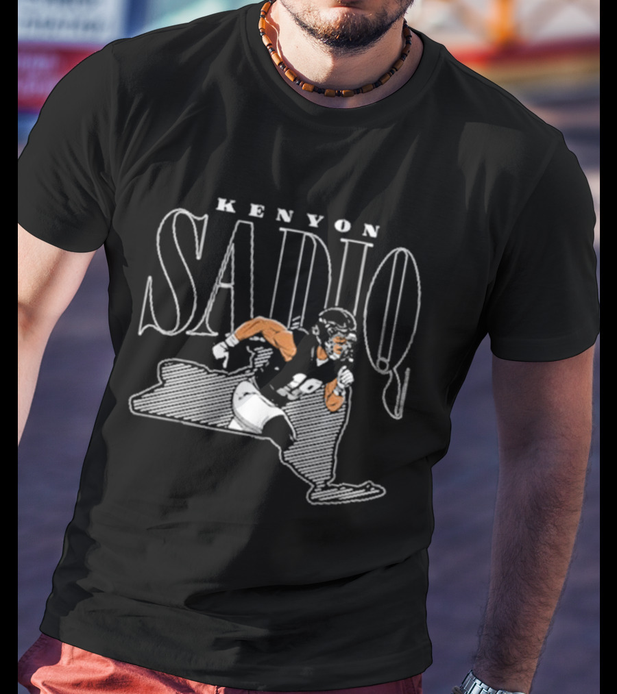 Kenyon Sadiq Star Athlete Football Action T-Shirt