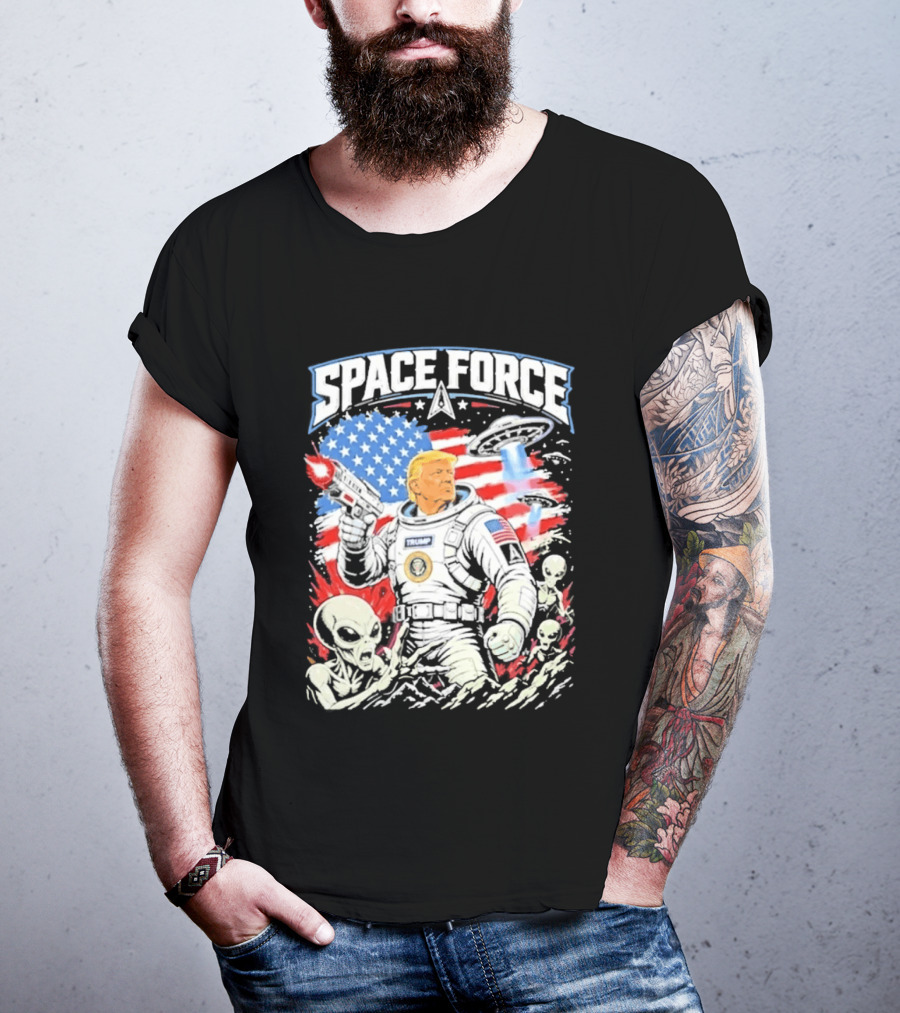 Space Force Trump Alien UFO America Flag Astronaut T-Shirt