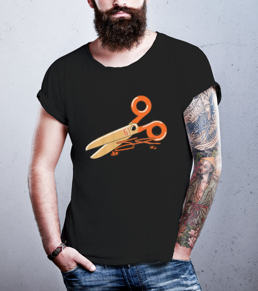 Cutter Gauthier Scissors 61 Orange T-Shirt