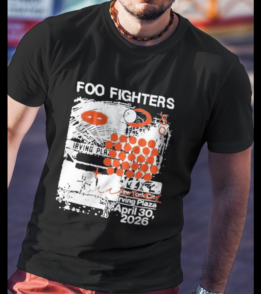 Foo Fighters April 30 New York 2026 Red Dots Abstract T-Shirt