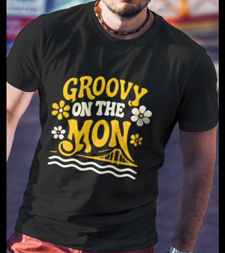 Pittsburgh Riverhounds SC Groovy On The Mon With Flowers And Bridge T-Shirt