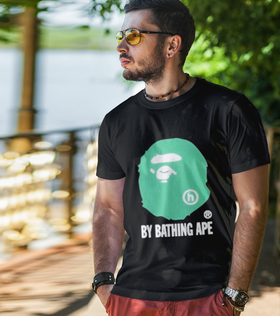 Bape A Bathing Ape Green Big Ape Head Hologram By Bathing Ape And Bapesta Trucker Hat Set 2026 T-Shirt