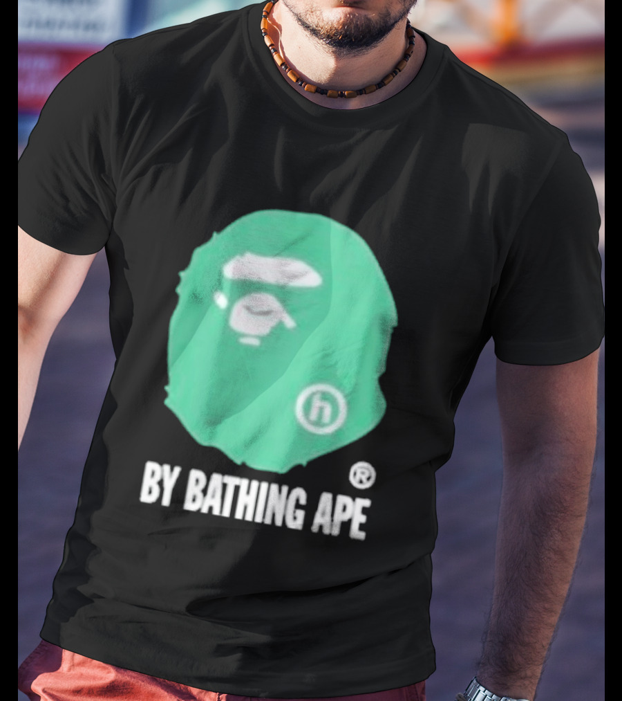 Bape A Bathing Ape Green Big Ape Head Hologram By Bathing Ape And Bapesta Trucker Hat Set 2026 T-Shirt
