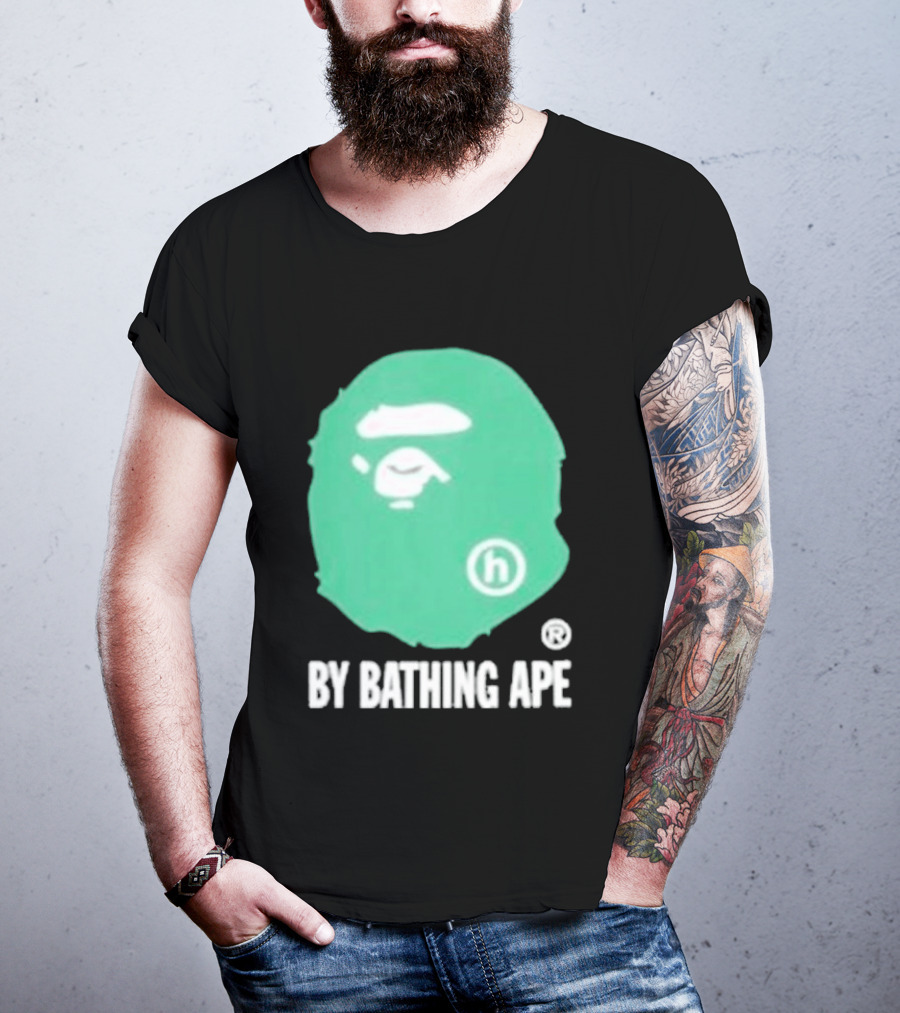 Bape A Bathing Ape Green Big Ape Head Hologram By Bathing Ape And Bapesta Trucker Hat Set 2026 T-Shirt