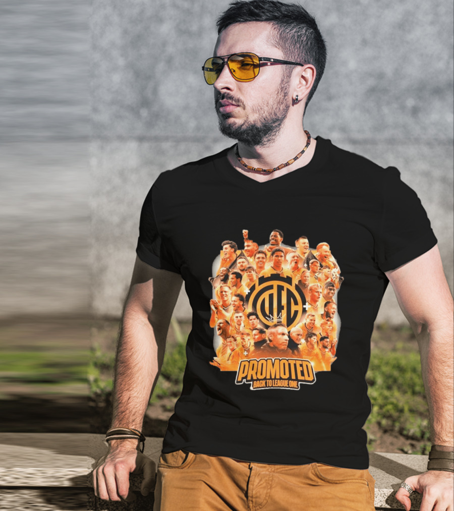 Cambridge United FC Promoted Back To League One 2026 Team Celebration Montage T-Shirt