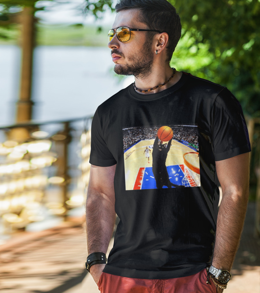 Jarrett Allen Cat Dunking Basketball On Court T-Shirt
