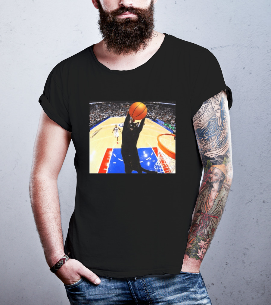 Jarrett Allen Cat Dunking Basketball On Court T-Shirt