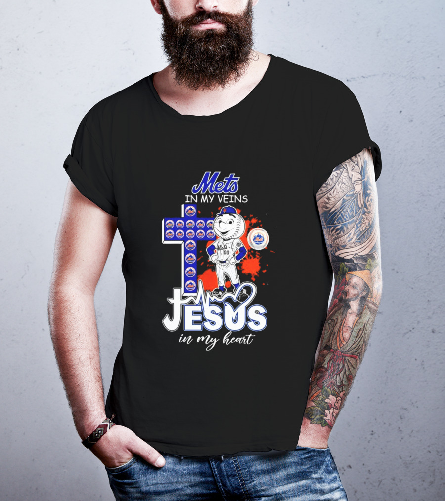 Mets In My Veins Jesus In My Heart Cross And Baseball T-Shirt