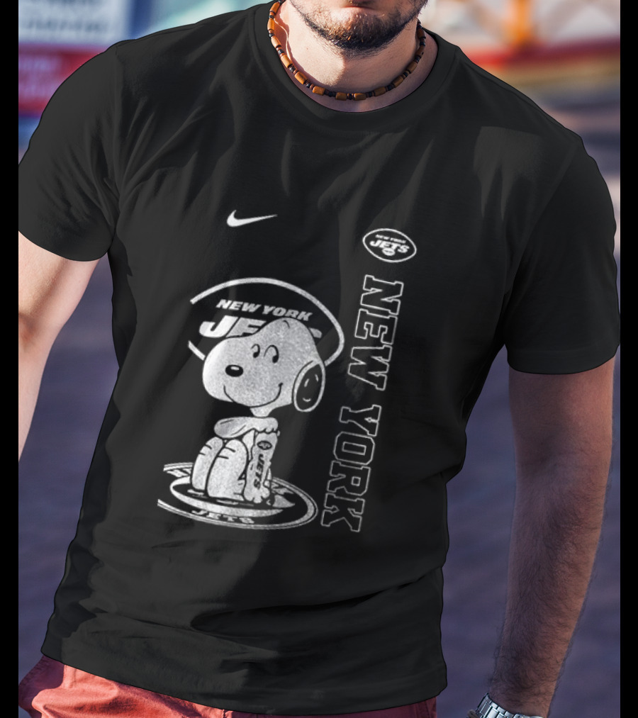 New York Jets Snoopy Yes I'm Old Thank You For The Memories T-Shirt