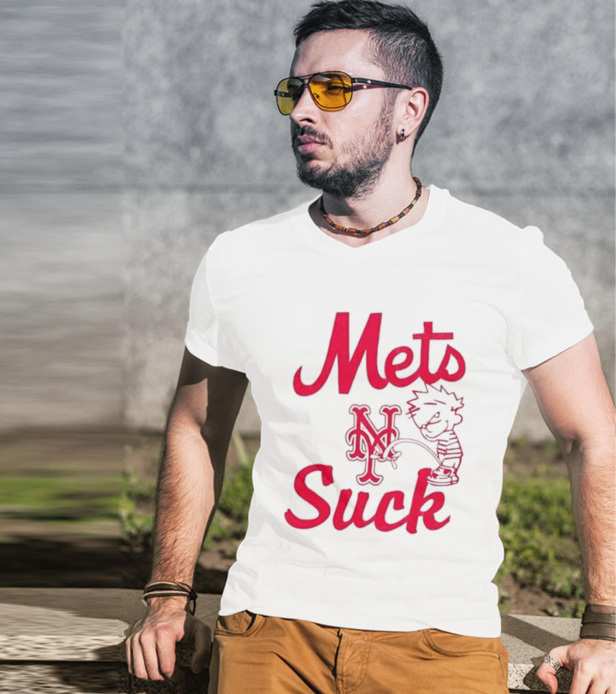 Mets Suck Peeing New York Baseball Fan Humor T-Shirt
