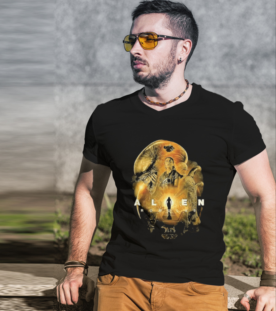 Alien Romulus Xenomorph Collage With Character And Spaceship T-Shirt