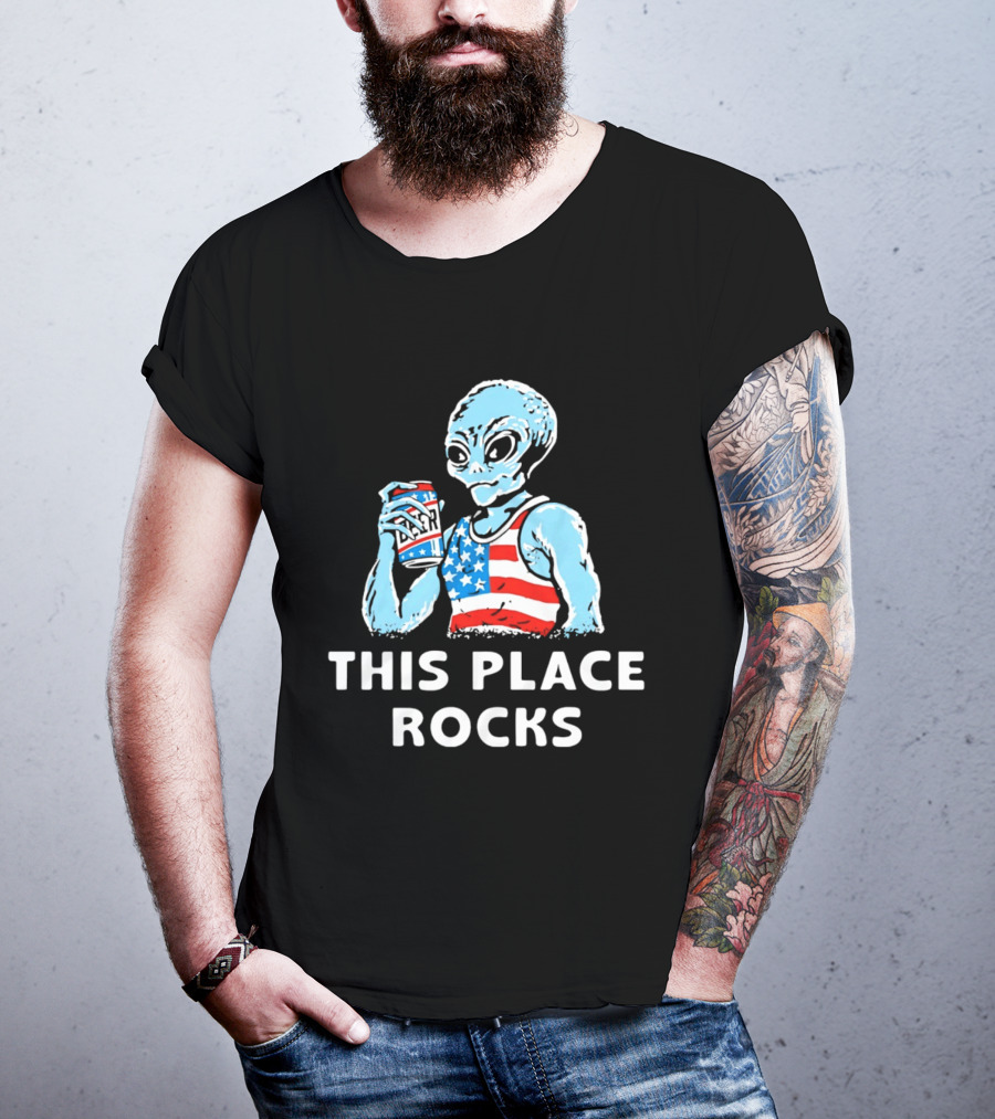 This Place Rocks Blue Alien With American Flag Tank And Beer Can T-Shirt